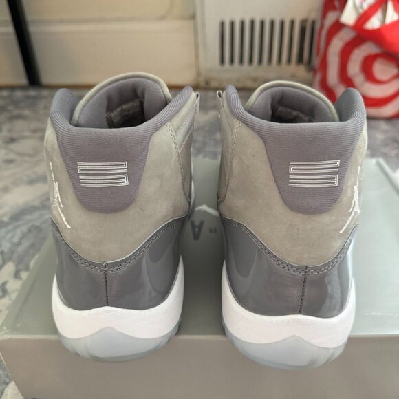 Jordan 11 Cool Grey size 11.5 with og everything - Picture 3 of 8